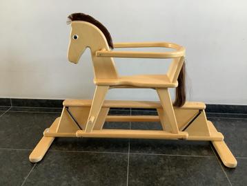 Prachtig nieuw schommelpaardvan Geuther( aankoop 280€), Enlèvement, Neuf