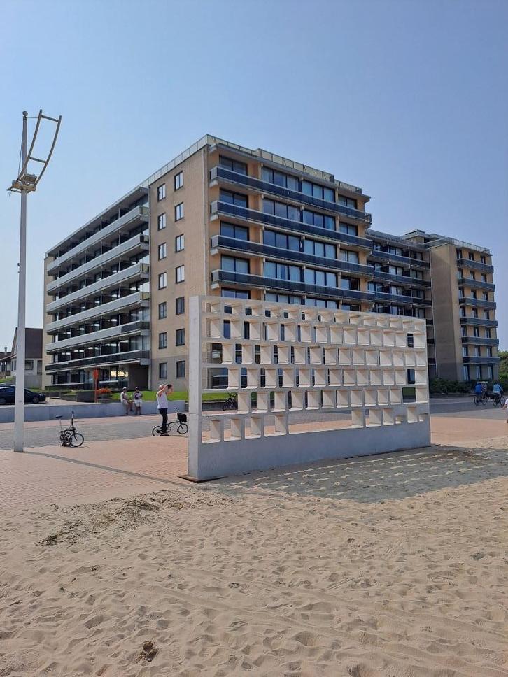 Ruime studio te huur Koksijde herfstvakantie 65 euro, Immo, Appartementen en Studio's te huur, Provincie West-Vlaanderen, 35 tot 50 m²