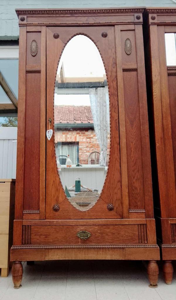 Prachtig antieke kleerkast - houten snijwerk & spiegel, Antiek en Kunst, Antiek | Meubels | Kasten, Ophalen