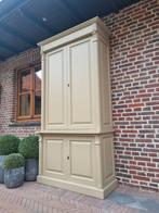 Massief houten buffetkast/vitrinekast GRATIS LEVERING, Huis en Inrichting, Kasten | Buffetkasten, Ophalen of Verzenden, Zo goed als nieuw