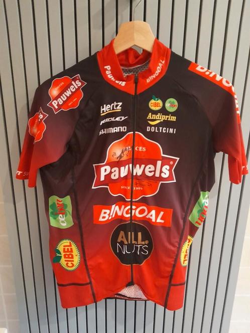 Gesigneerd wielershirt Pauwels sauzen te koop, Vélos & Vélomoteurs, Accessoires vélo | Vêtements de cyclisme, Comme neuf, Enlèvement ou Envoi