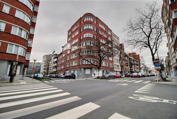 Appartement à vendre à Schaerbeek, 1 chambre beschikbaar voor biedingen