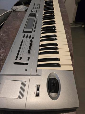 Korg Lee, Enlèvement, Utilisé, 61 touches, Korg