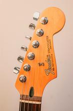 Fender Stratocaster Sunburst + housse, Ophalen, Zo goed als nieuw, Solid body, Fender