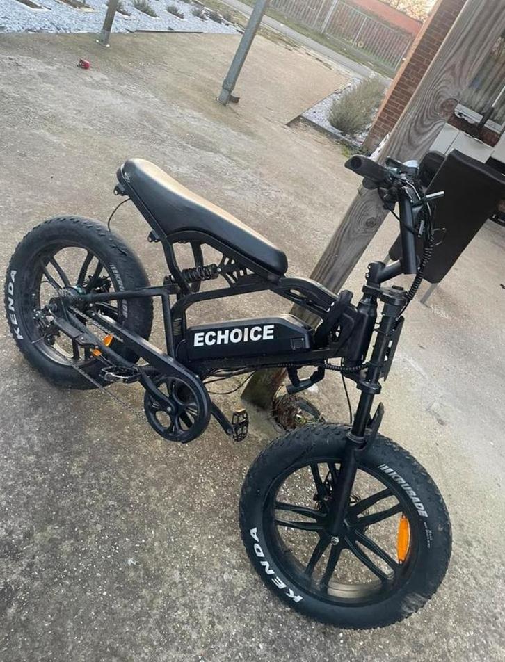 Fatbike v20 pro, Fietsen en Brommers, Elektrische fietsen, Zo goed als nieuw, Overige merken, 47 tot 51 cm, 50 km per accu of meer