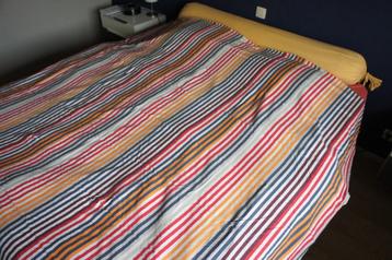 Dekbedovertrek 240/220 beschikbaar voor biedingen