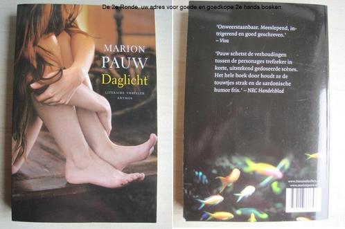 390 - Daglicht - Marion Pauw, Boeken, Detectives, Zo goed als nieuw, Ophalen of Verzenden