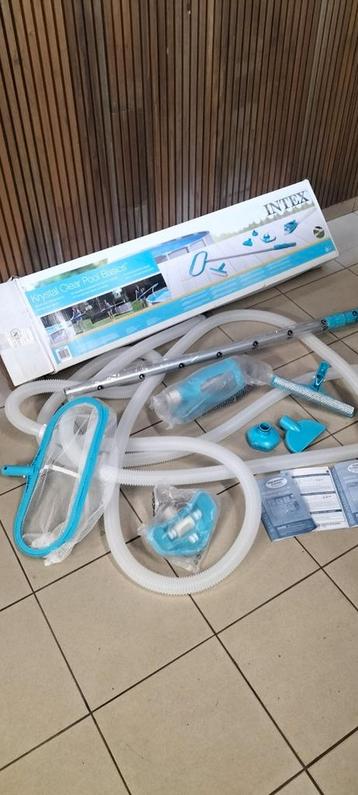 NIEUW! Intex deluxe zwembad onderhoud kit 7-delig.         beschikbaar voor biedingen