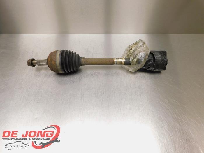 Aandrijfas rechts-voor van een Renault Scenic, Auto-onderdelen, Remmen en Aandrijving, Renault, Gebruikt, 3 maanden garantie, Ophalen of Verzenden