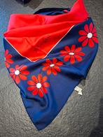Foulard 100 % soie Yves Saint Laurent, Vêtements | Femmes, Vêtements de Bain & Maillots de Bain, Enlèvement ou Envoi