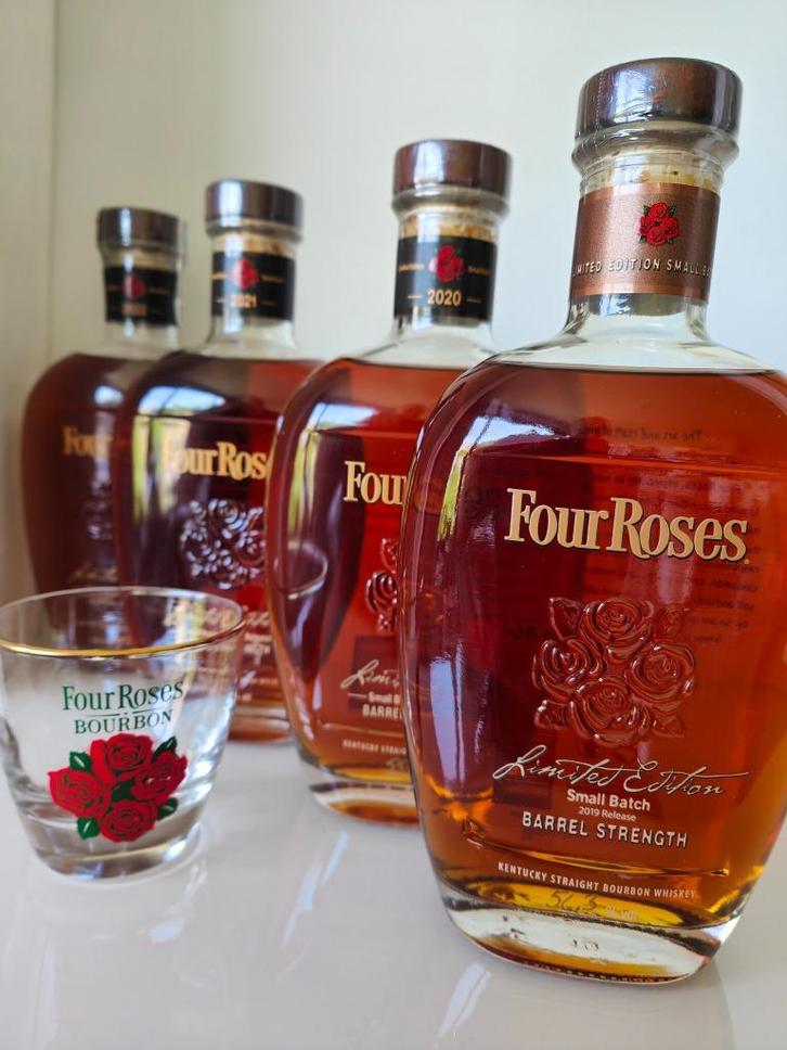 Four Roses Limited Edition Small Batch 2019,' 20, '21, 2022, Verzamelen, Wijnen, Nieuw, Overige typen, Overige gebieden, Vol, Ophalen of Verzenden