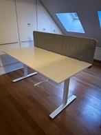 IKEA - stabureau (zwengel) met achterwand, Huis en Inrichting, Bureaus, Ophalen, In hoogte verstelbaar, Gebruikt, Stabureau