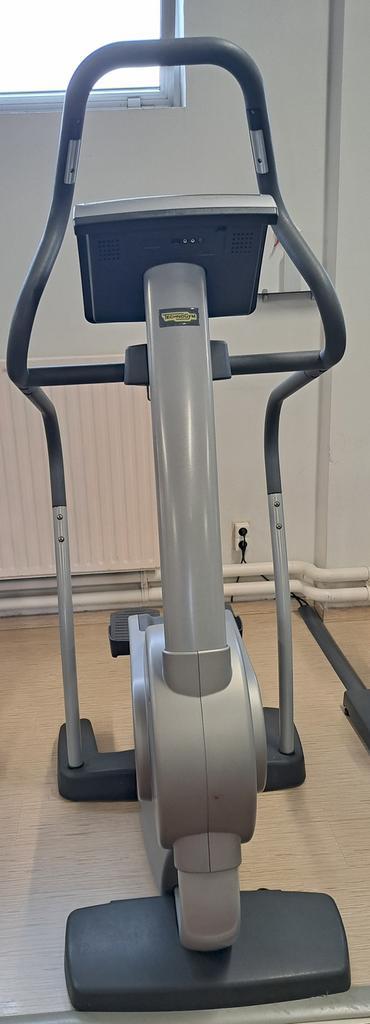 Stair/ Step Technogym Excite 700i, Sports & Fitness, Appareils de fitness, Utilisé, Enlèvement