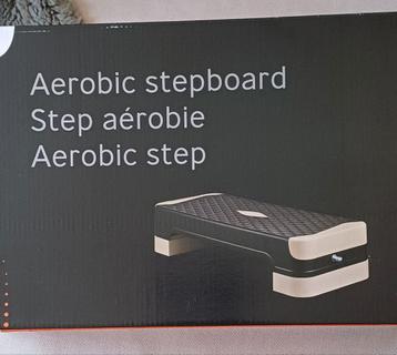 Aerobic stepbord -Nieuw in doos beschikbaar voor biedingen