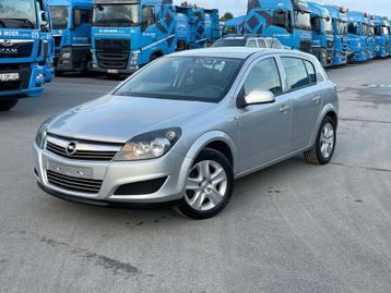  Opel Astra 1.6I Benzine, Euro 5 Année 2012, 167.000Km. beschikbaar voor biedingen