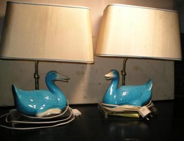 „PRACHTIG PAAR LAMPEN „" BLAUWE EENDEN "” IN GEËMAILLEERD KE beschikbaar voor biedingen
