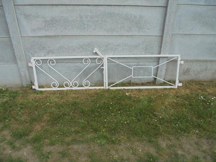 1 barrière en fer forgé de  2.11 m, Bricolage & Construction, Métaux, Utilisé, Fer, Enlèvement