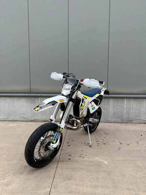 Husqvarna TE 250i, Fietsen en Brommers, Brommers | Crossbrommers, Zo goed als nieuw, Ophalen