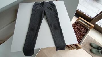 Broek - Molton - Maat 110 beschikbaar voor biedingen