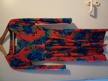 Jurk  beschikbaar voor biedingen