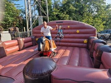 Rodeo rodeostier huren  midweek 250,00 Zomeractie! Huur nu e beschikbaar voor biedingen