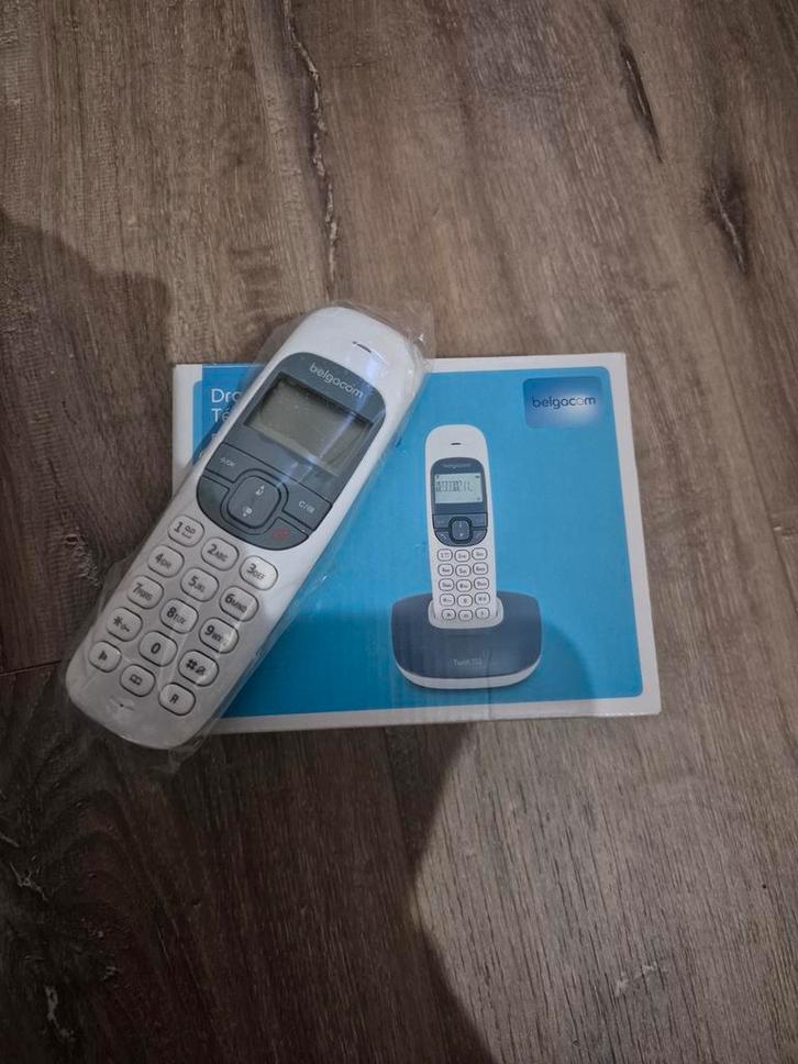 NEUF Belgacom Twist 152 telefoon, Telecommunicatie, Mobiele telefoons | Nokia