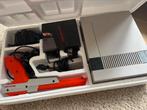 Nintendo entertainment system NES ACTION SET, Ophalen, Zo goed als nieuw, Met 2 controllers, Met games