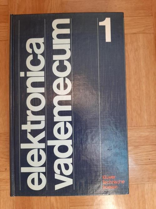 Elektronica Vademecum, Boeken, Techniek, Zo goed als nieuw, Regeltechniek, Ophalen of Verzenden