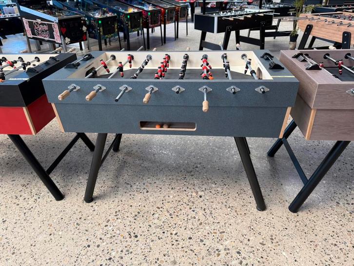 Dernières pièces, fin de la série Kicker Table Foot, Enfants & Bébés, Jouets | Tables de football, Comme neuf, Enlèvement ou Envoi