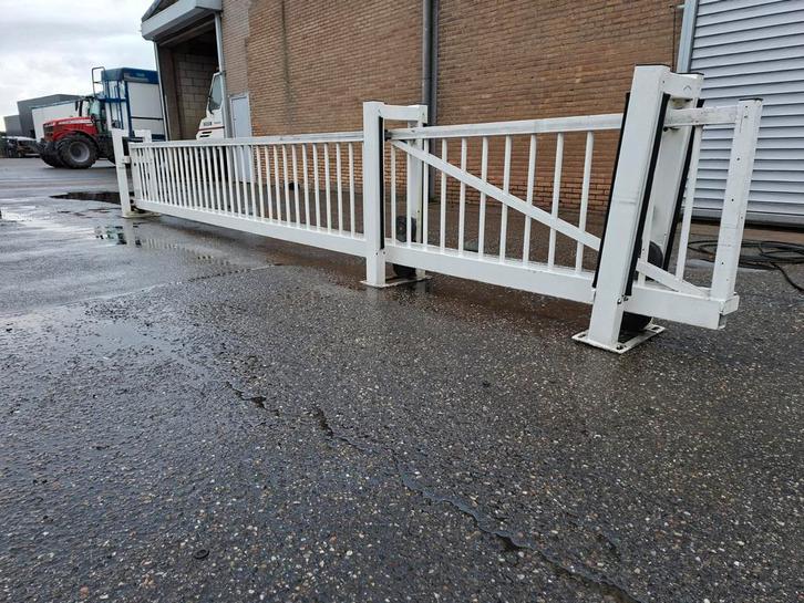 Vrijdragende schuifpoort, Tuin en Terras, Tuinpoorten, Schuifpoort, Ophalen