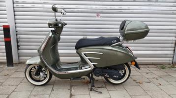 Scooter JTC GELATO 125cc bj 2019 3750km als nieuw  beschikbaar voor biedingen
