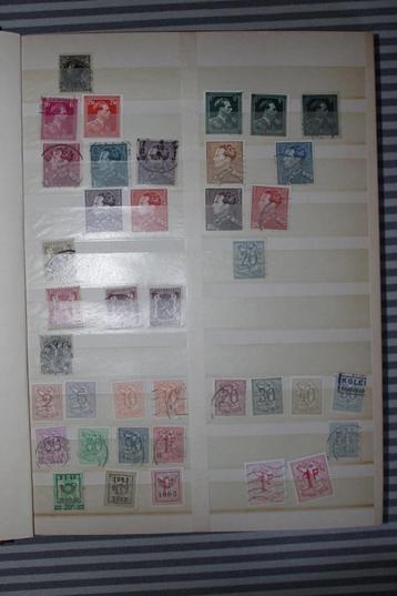 Album met postzegels België CCCP Helvetia Östereich Eire beschikbaar voor biedingen