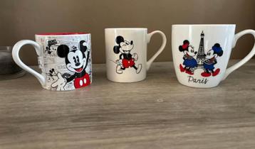 Mickey mouse tassen  beschikbaar voor biedingen