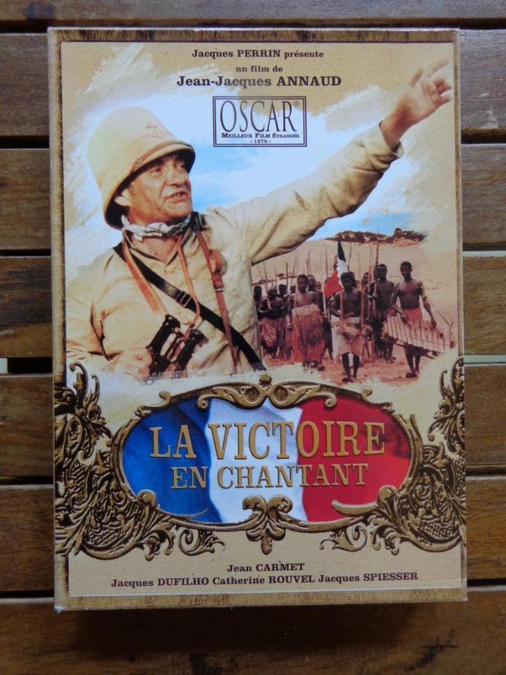 )))  La Victoire en Chantant  //  Jean-Jacques Annaud  (((, Cd's en Dvd's, Dvd's | Avontuur, Zo goed als nieuw, Boxset, Alle leeftijden