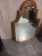 Zeer grote spiegel antiek, Enlèvement