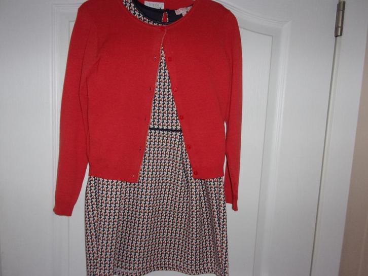 Mooi jurkje met bijpassend giletje. Maat 134 (NIEUWSTAAT), Kinderen en Baby's, Kinderkleding | Maat 134, Nieuw, Meisje, Jurk of Rok