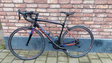 Koersfiets Giant Contend Sl 1-  medium beschikbaar voor biedingen