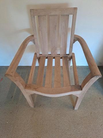 Teak tuinstoelen  beschikbaar voor biedingen