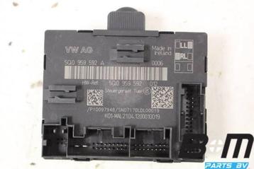 Portierregelapparaat RV Volkswagen Golf 7 5 deurs 5Q0959592 beschikbaar voor biedingen