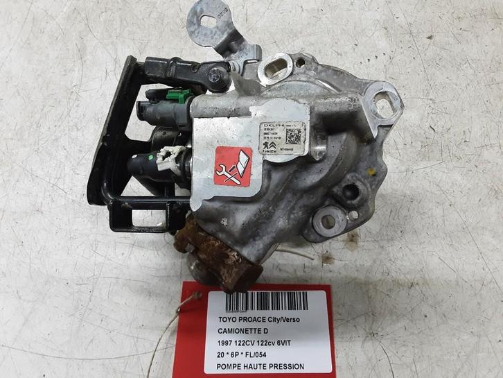 POMPE HAUTE PRESSION Toyota ProAce (01-2016/-) (28384347), Autos : Pièces & Accessoires, Systèmes à carburant, Toyota, Utilisé