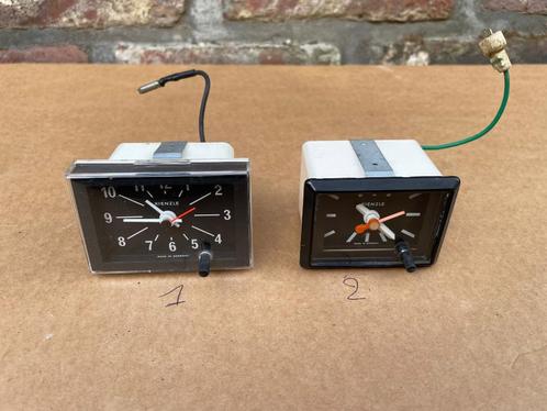 Horloge noire originale Kienzle Peugeot 305 ('78-'88), Autos : Pièces & Accessoires, Tableau de bord & Interrupteurs, Pièces Oldtimer ou Ancêtre