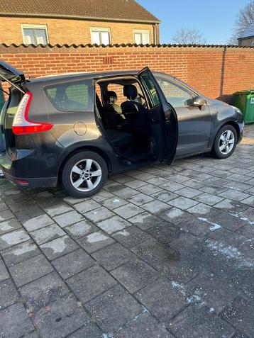 Renault grand scenic 7 plaatsen automaat, Automaat, Euro 5, Diesel, Particulier