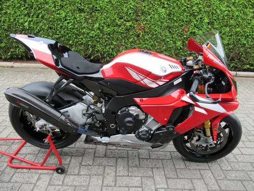 Yamaha YZF-R1M Nieuwstaat Full option 3500km bj 2015 GARANTI, Motoren, Motoren | Yamaha, Bedrijf, Sport