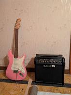 Fender Squier Bullet Strat + 6 Line Spider IV 15 amplifier, Musique & Instruments, Instruments à corde | Guitares | Électriques