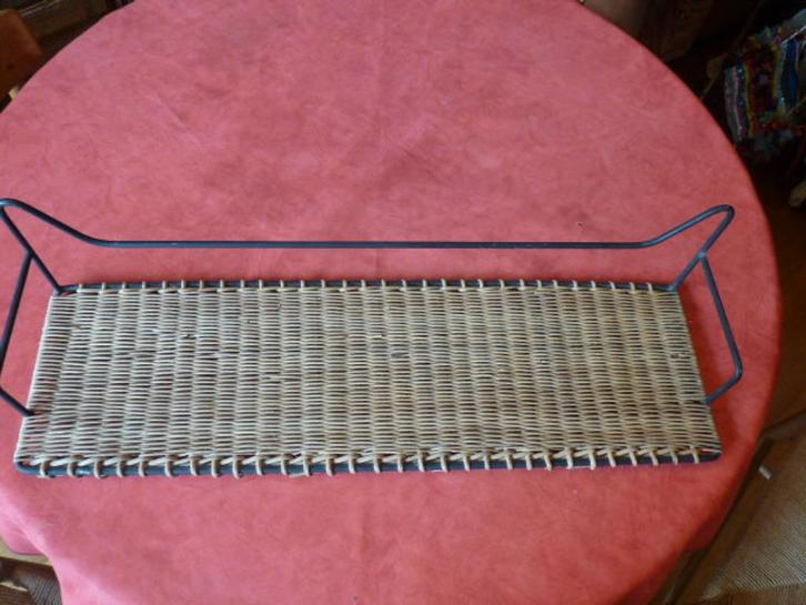 Plank van smeedijzer en rotan, Huis en Inrichting, Woonaccessoires | Etagères, Gebruikt, Ophalen