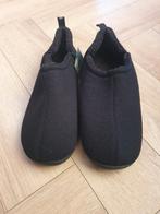 Snug Leaves pantoffels | unisex | maat 44-45 | nieuw, Zwart, Nieuw, Ophalen of Verzenden, Pantoffels of Sloffen