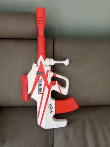 Fortnite nerf geweer b-ar beschikbaar voor biedingen