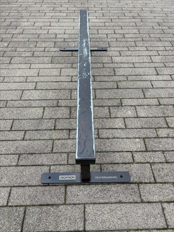 Zwarte vierkante sliderail grindrail skateboarding 1,5m beschikbaar voor biedingen