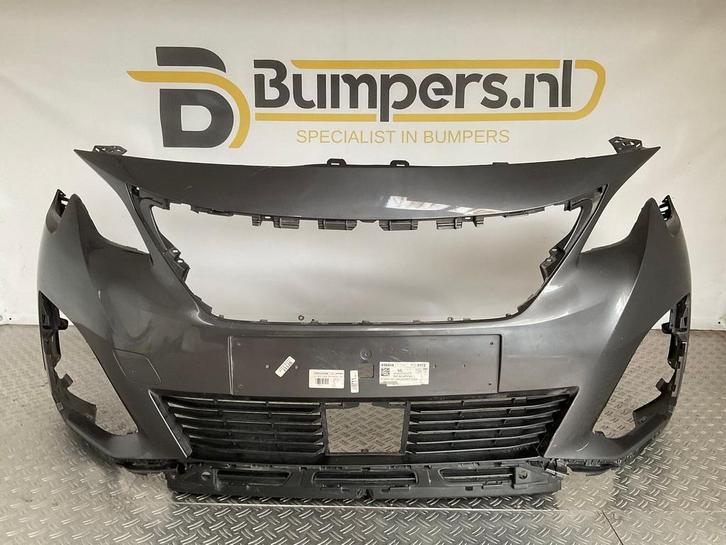 Bumper Peugeot 3008 5008 GT-Line GTLINE 16-20 9815499077 Voo, Auto-onderdelen, Carrosserie, Bumper, Voor, Gebruikt, 6 maanden garantie