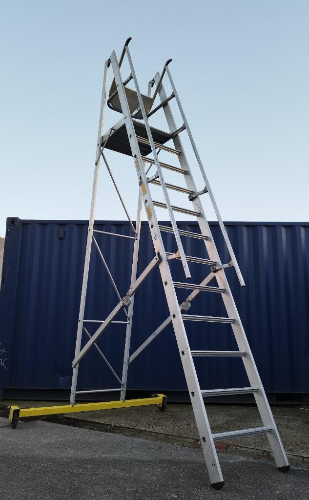 Magazijntrap Zarges Bordestrap 6-7-10- Mobiele platform, Doe-het-zelf en Bouw, Ladders en Trappen, Zo goed als nieuw, Trap, Opvouwbaar of Inschuifbaar